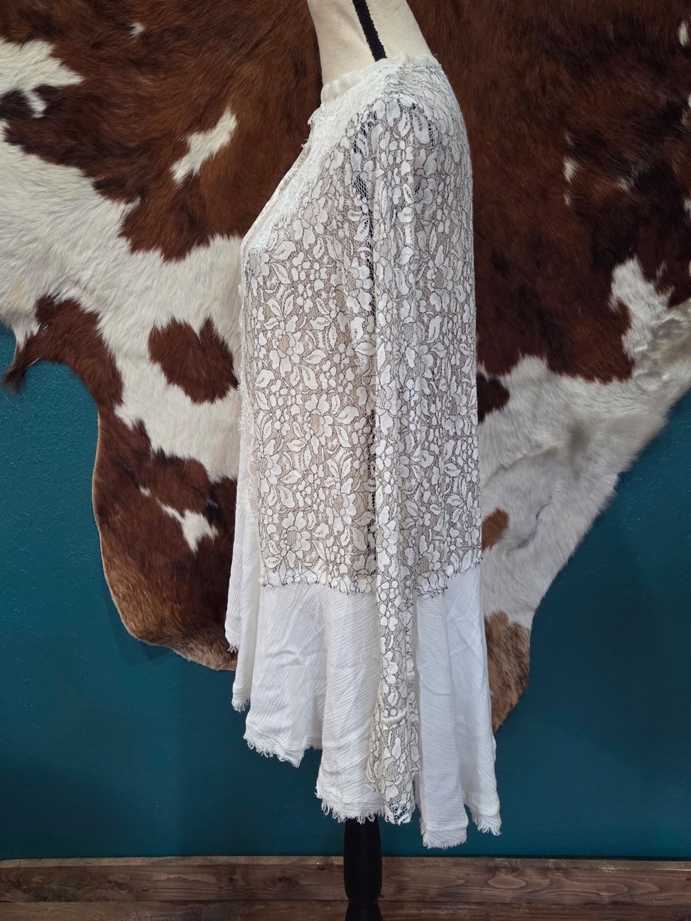 By Together White Lace Tunic Top - Picture 6 of 10